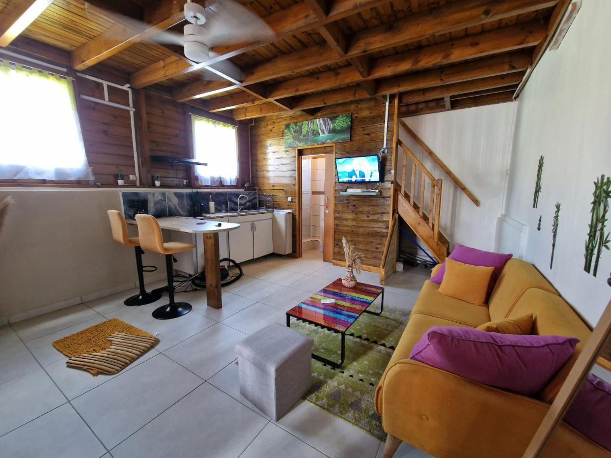 Le Cosy Bungalow De Lili / 5Min De L'Aeroport Les Abymes Eksteriør billede